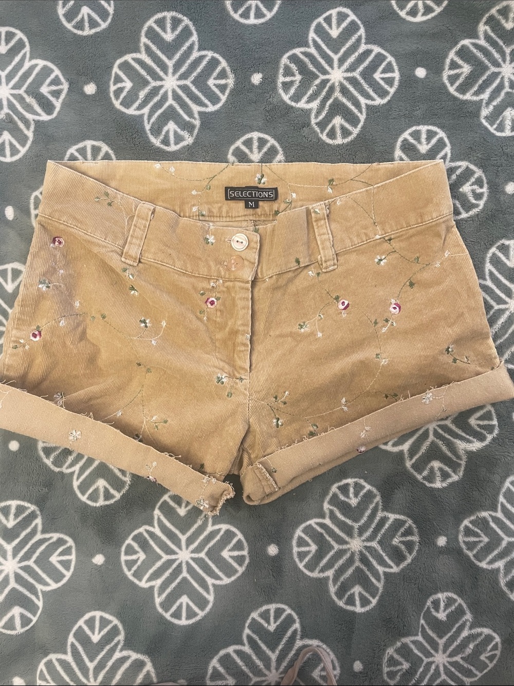 Vintage y2k Selections Embroidered Tan Corduroy Women's Shorts